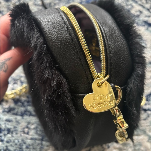 Betsey Johnson x Trolls Black Faux Fur Crossbody Bag - Picture 4 of 4